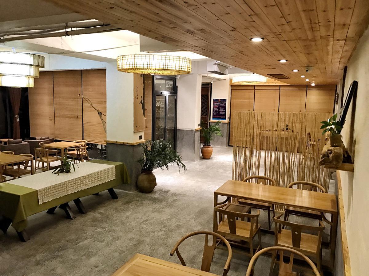 The Lake View Deyishe Resort In Thousand Island Lake Qianwu Buitenkant foto